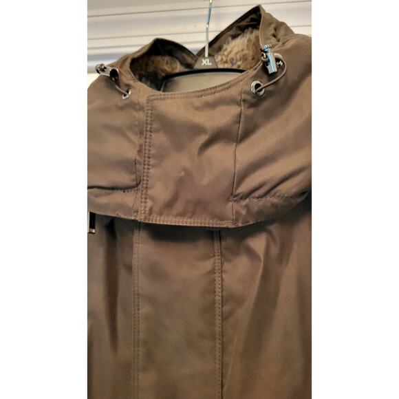 Aritzia Babaton Oskar Parka Olive Green Faux Fur Size XL Heavyweight EUC - Picture 11 of 16